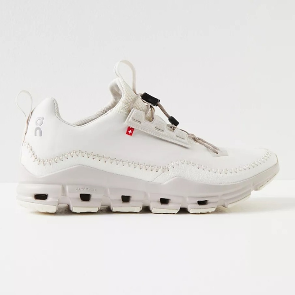On Cloudaway Sneakers Size 7 Run on Cloud Nine airy, trainers from On Running